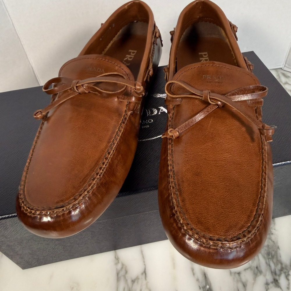 Prada Mens Vitello Old Leather Driving Loafers Cacao Brown 2DD193 Size 8